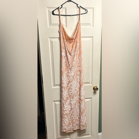 Princess Polly Blush Floral Maxi dress size 12 - Picture 6 of 6